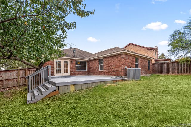 807 Mandolin Wind, San Antonio, TX 78258