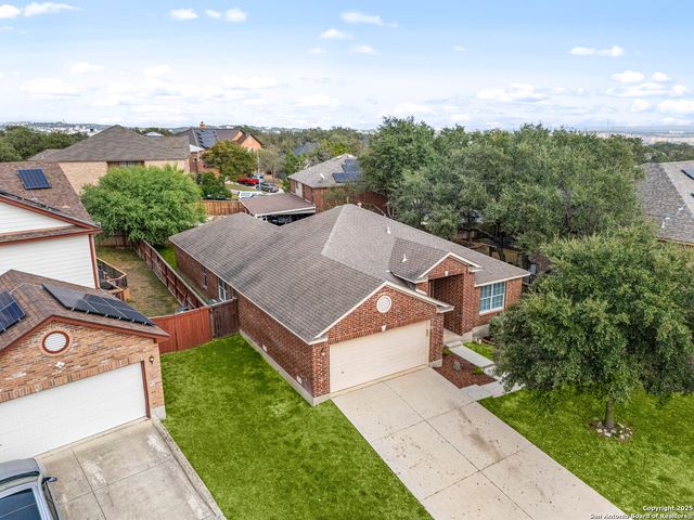 807 Mandolin Wind, San Antonio, TX 78258