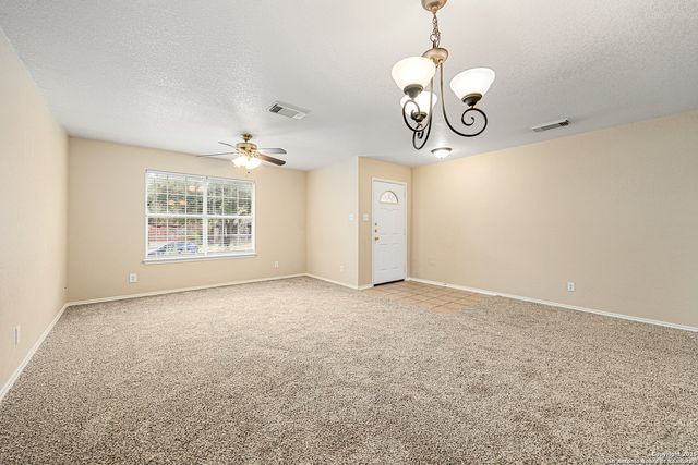 807 Mandolin Wind, San Antonio, TX 78258