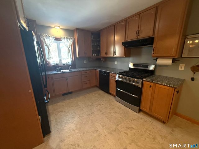 238 Barton Street, Torrington, CT 06790