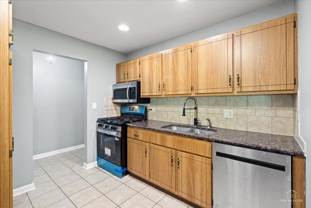 5101 Carriageway Drive 205, Rolling Meadows, IL 60008