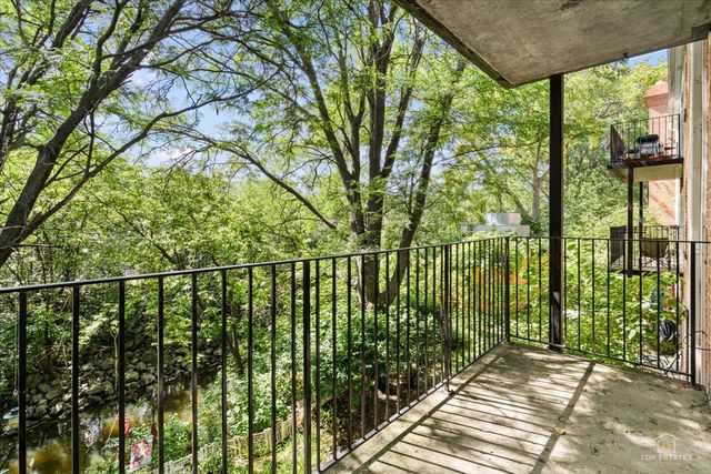 5101 Carriageway Drive 205, Rolling Meadows, IL 60008