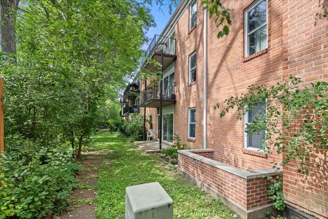 5101 Carriageway Drive 205, Rolling Meadows, IL 60008