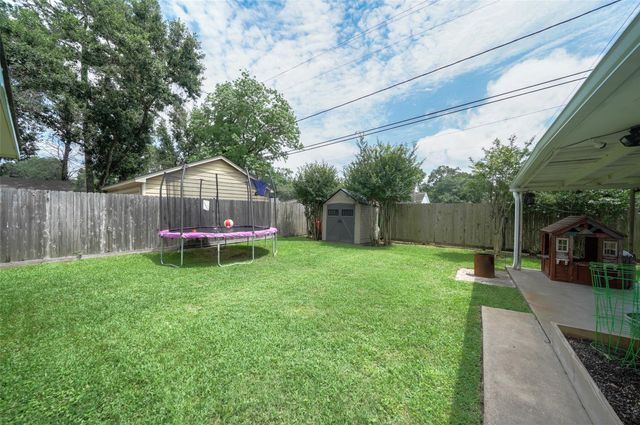 1355 Lehman Street, Houston, TX 77018