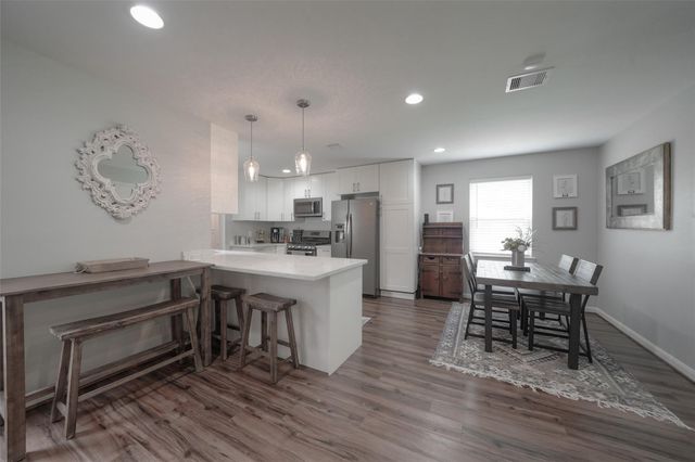 1355 Lehman Street, Houston, TX 77018