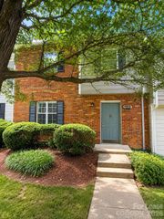 6020 Heath Valley Road, Charlotte, NC 28210