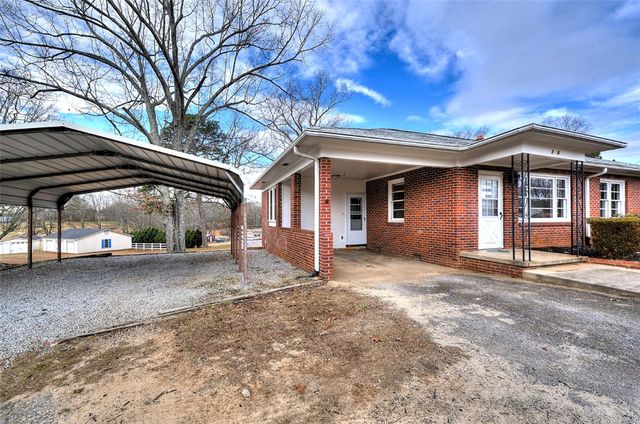 7998 Moorefield Memorial Highway, Liberty, SC 29657