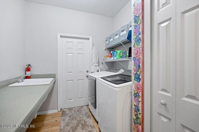 11249 PANTHER CREEK Parkway, Jacksonville, FL 32221