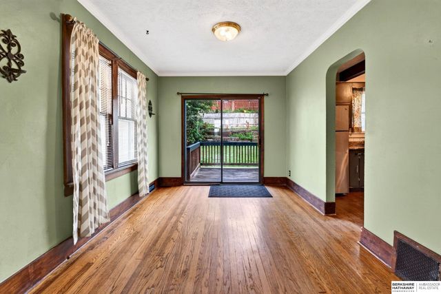 4310 S 20th Street, Omaha, NE 68107