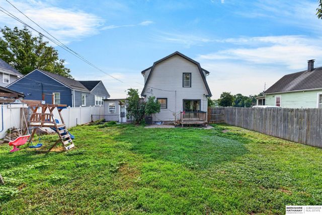 4310 S 20th Street, Omaha, NE 68107