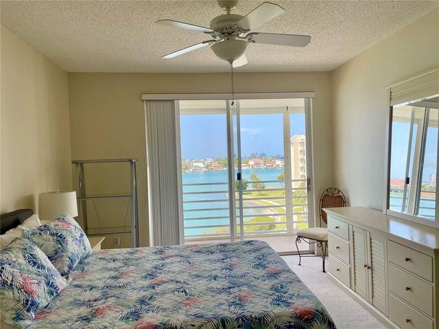 7872 SAILBOAT KEY BLVD S BOULEVARD S 504, South Pasadena, FL 33707