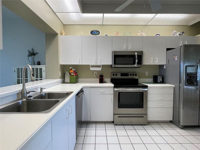 7872 SAILBOAT KEY BLVD S BOULEVARD S 504, South Pasadena, FL 33707