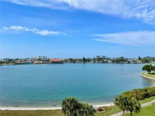 7872 SAILBOAT KEY BLVD S BOULEVARD S 504, South Pasadena, FL 33707