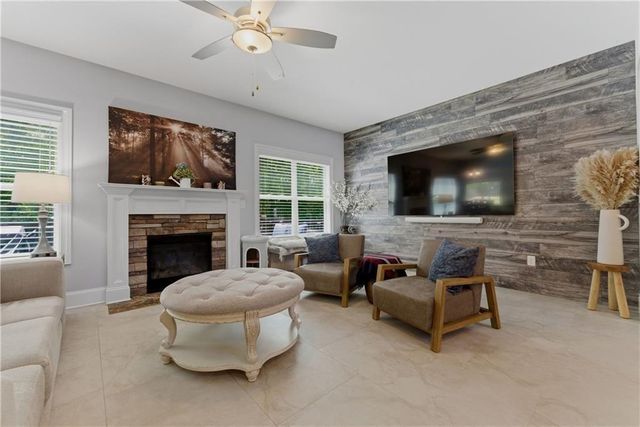 2811 Magnolia Creek Drive NW, Kennesaw, GA 30152