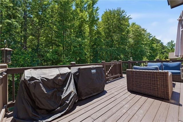 2811 Magnolia Creek Drive NW, Kennesaw, GA 30152