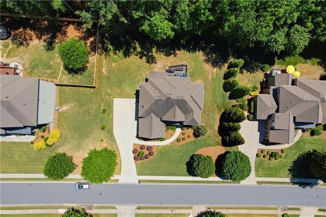 2811 Magnolia Creek Drive NW, Kennesaw, GA 30152