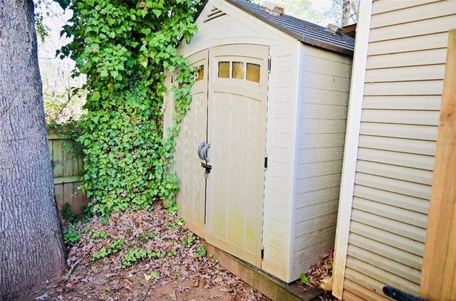 145 Turning Pt, Stockbridge, GA 30281