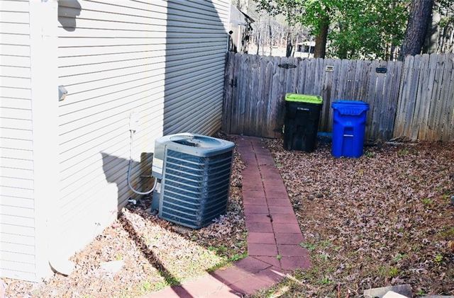 145 Turning Pt, Stockbridge, GA 30281