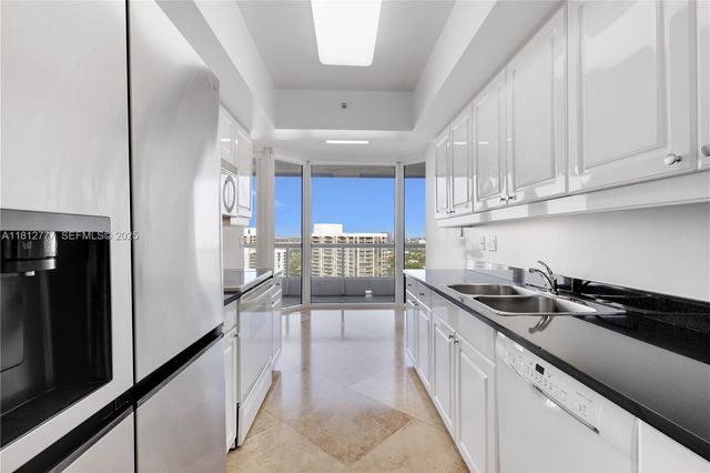21055 Yacht Club Drive 2104, Aventura, FL 33180