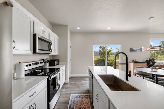 1001 NE 16th Street, Grimes, IA 50111
