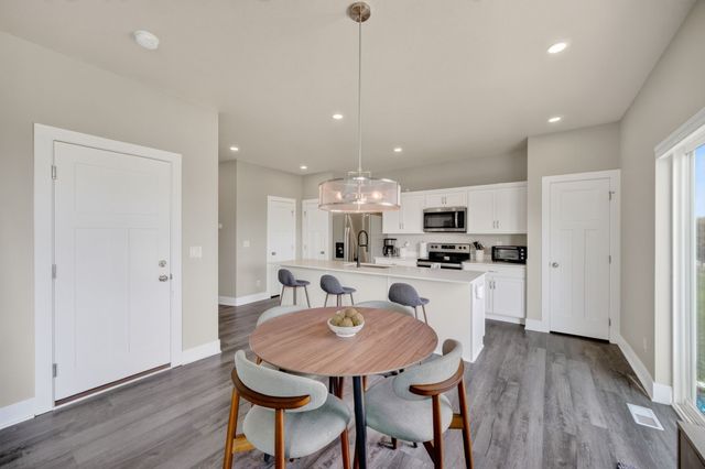 1001 NE 16th Street, Grimes, IA 50111