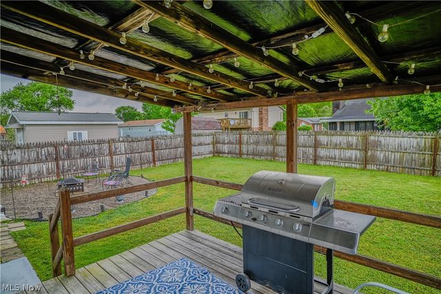 373 Lincoln Drive, Mineral Wells, WV 26150