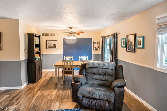 373 Lincoln Drive, Mineral Wells, WV 26150