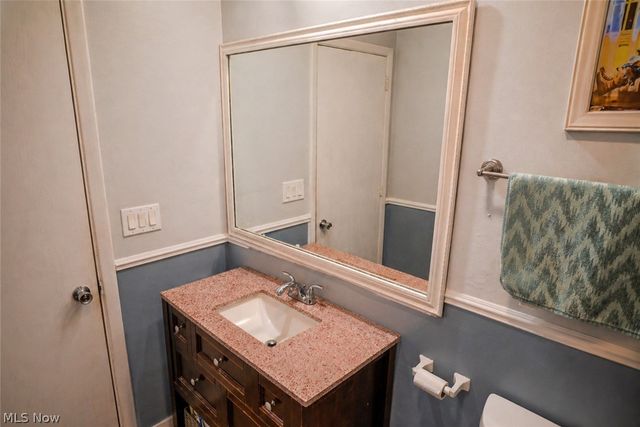 373 Lincoln Drive, Mineral Wells, WV 26150