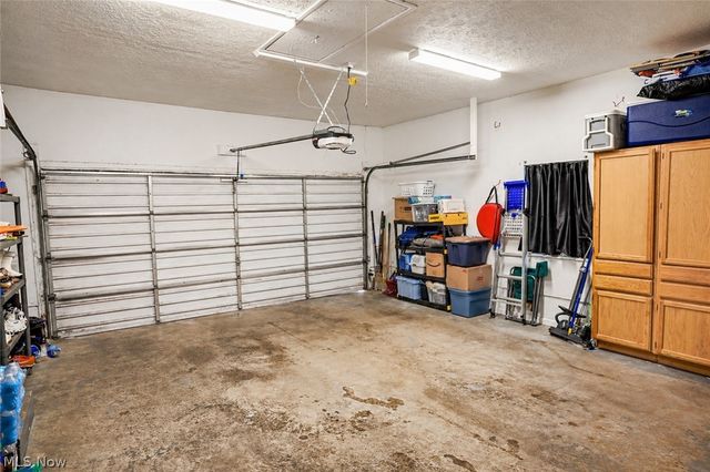 373 Lincoln Drive, Mineral Wells, WV 26150
