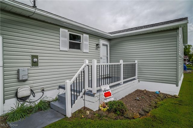 373 Lincoln Drive, Mineral Wells, WV 26150