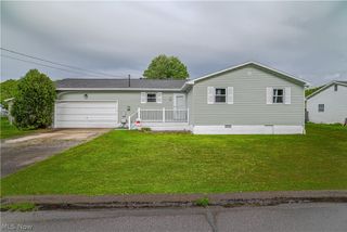 373 Lincoln Drive, Mineral Wells, WV 26150