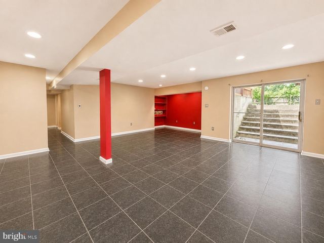 1107 STATION DR, La Plata, MD 20646