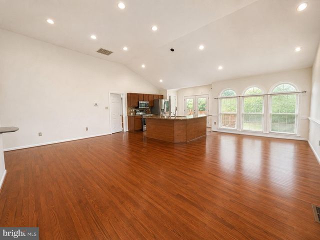 1107 STATION DR, La Plata, MD 20646