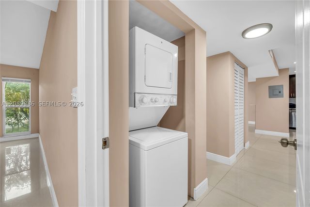 4848 NW 24th Ct 118, Lauderdale Lakes, FL 33313