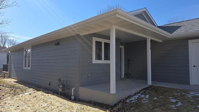 313 Forest AVENUE, Plymouth, WI 53073