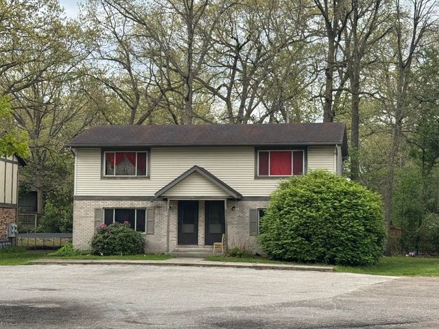 335, 375, 415 8th Avenue NW, Demotte, IN 46310