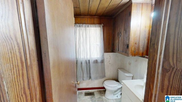 1209 ALABAMA AVENUE, Jasper, AL 35501