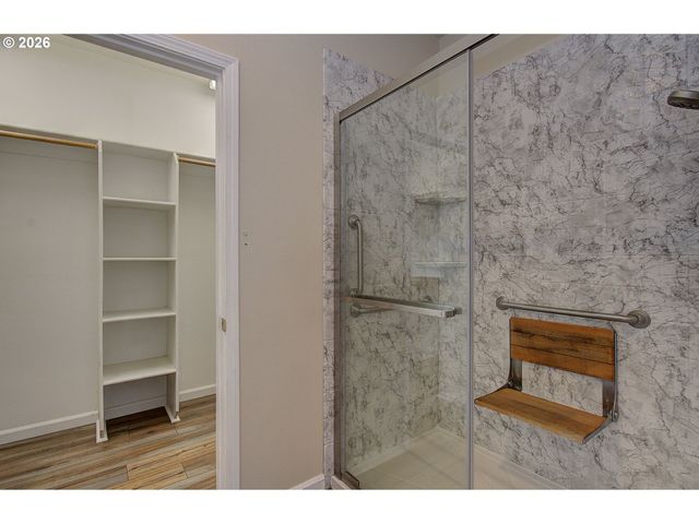 1615 SISTERS Ct, Salem, OR 97304