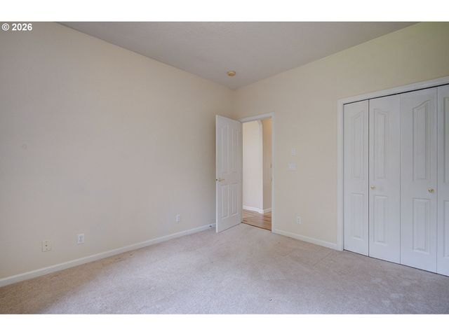 1615 SISTERS Ct, Salem, OR 97304