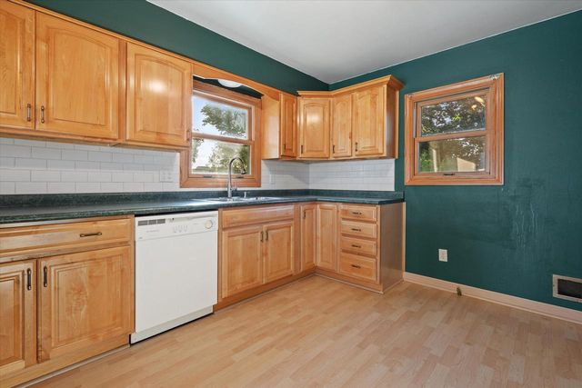 1353 S 110th STREET, West Allis, WI 53214