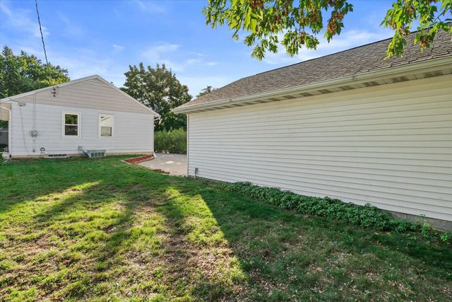 1353 S 110th STREET, West Allis, WI 53214