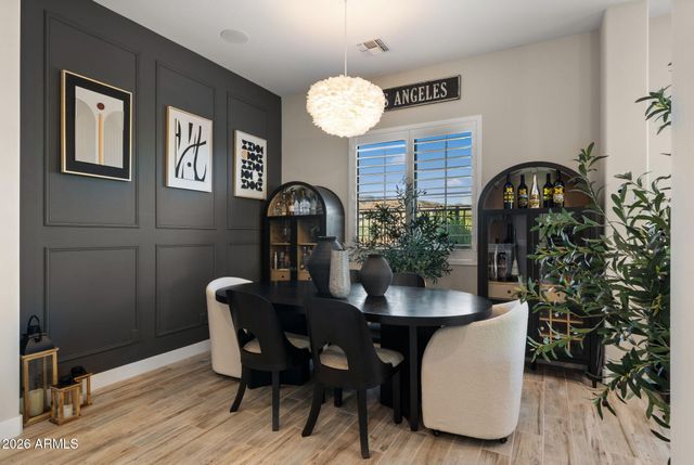 851 E DEER CREEK Road, Phoenix, AZ 85048