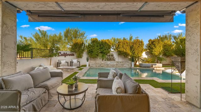 851 E DEER CREEK Road, Phoenix, AZ 85048