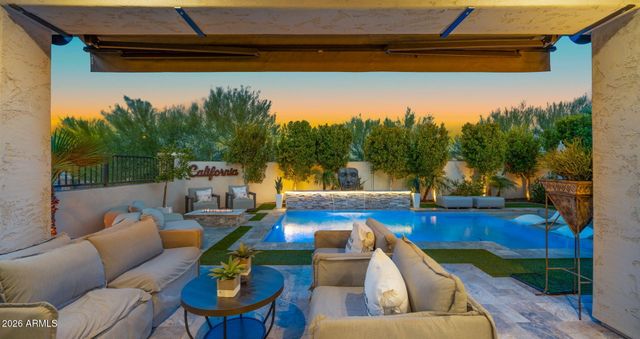 851 E DEER CREEK Road, Phoenix, AZ 85048