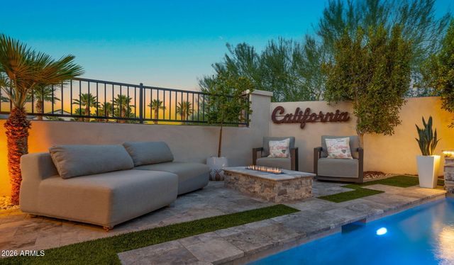 851 E DEER CREEK Road, Phoenix, AZ 85048