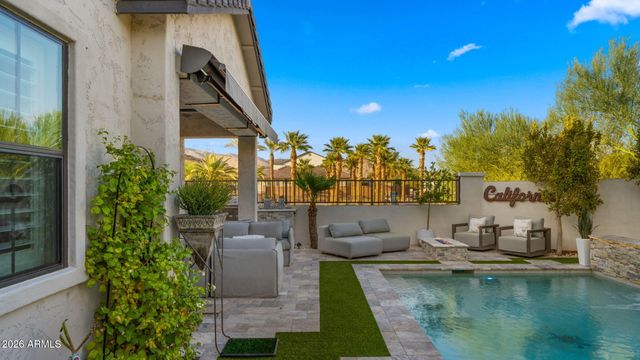 851 E DEER CREEK Road, Phoenix, AZ 85048