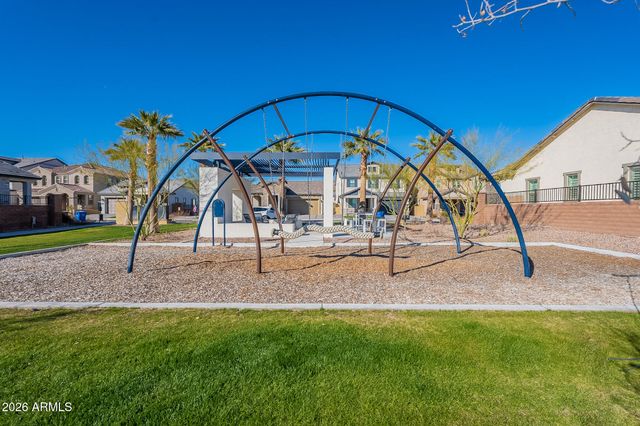 851 E DEER CREEK Road, Phoenix, AZ 85048