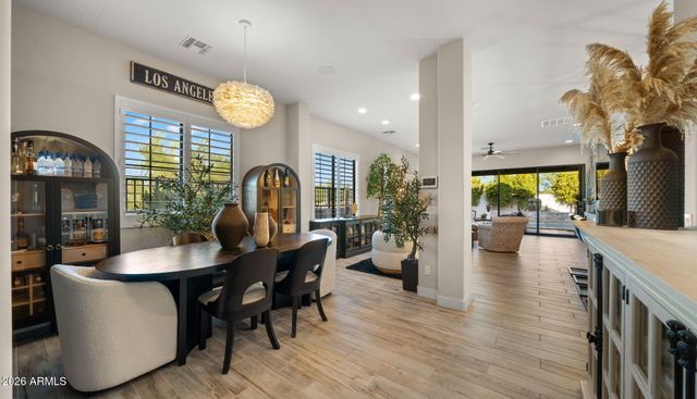 851 E DEER CREEK Road, Phoenix, AZ 85048