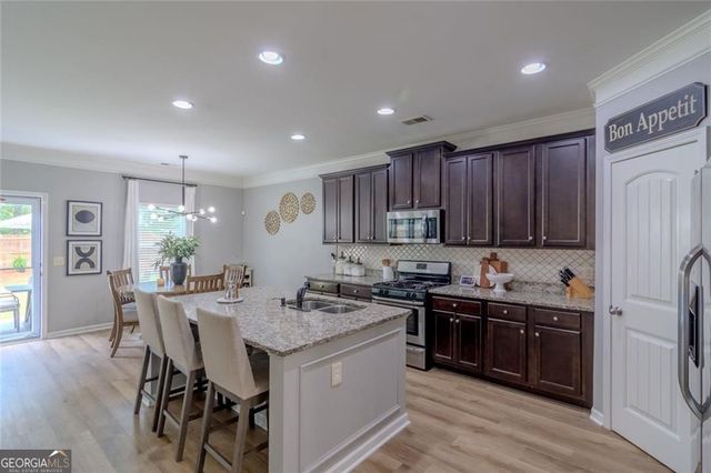 92 Boulder Run, Hiram, GA 30141