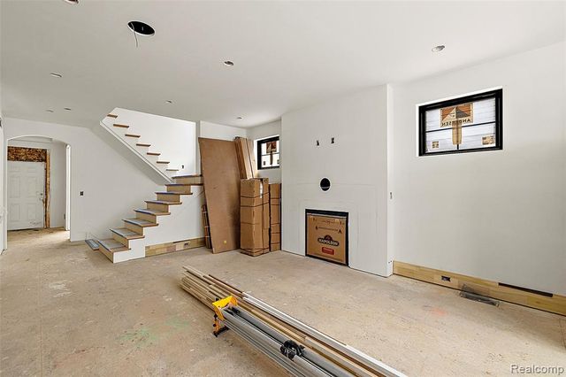 1368 Bennaville Avenue, Birmingham, MI 48009